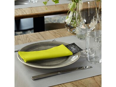 478890_478876-e-com-2-lifestyle-1-eu